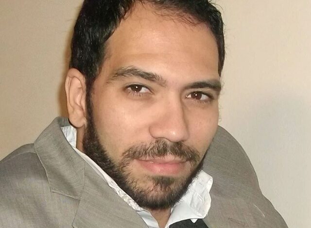 عمرو حلمي