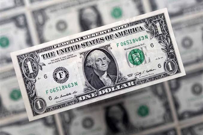 سعر الدولار مقابل الجنيه - بوابة السهم الإخبارية