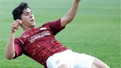 محمد شكري لاعب فريق سيراميكا كليوباترا سابقا ولاعب الأهلي الحالي - بوابة السهم الإخبارية