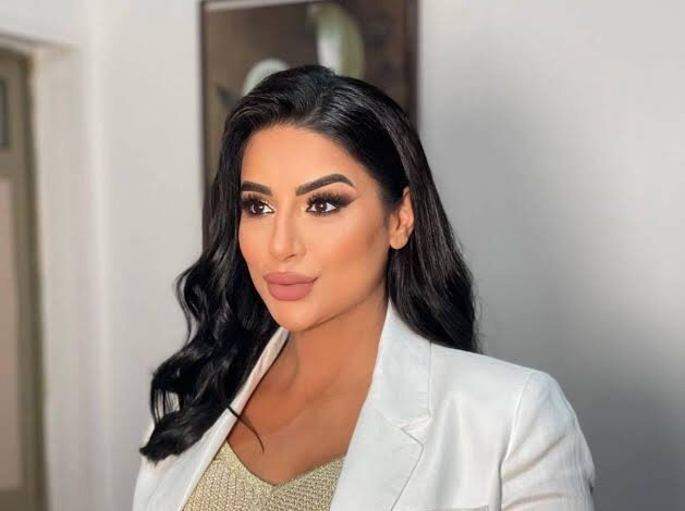 الفنانة جورى بكر - بوابة السهم الإخبارية
